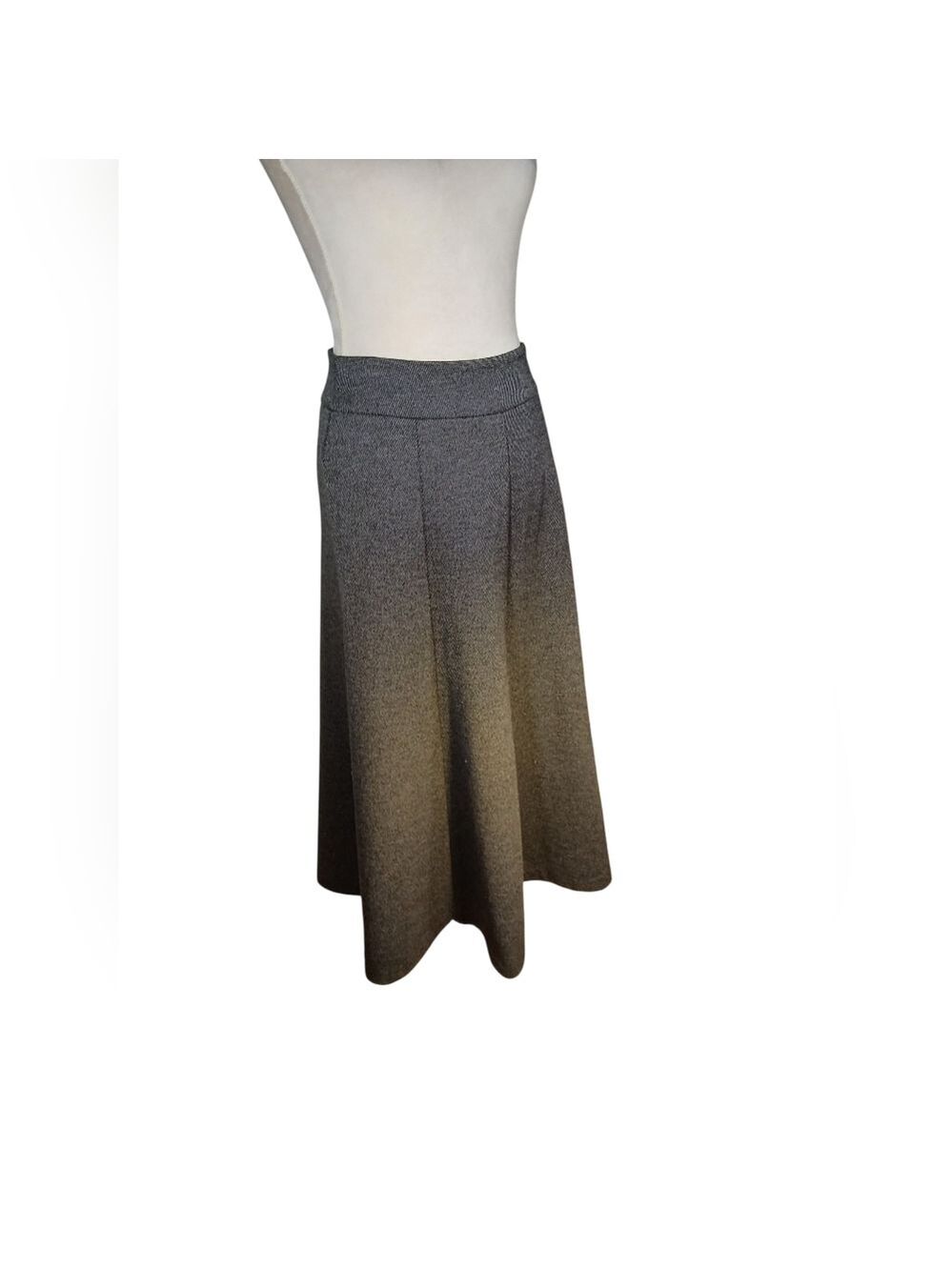 Coldwater Creek Grey Woven Skirt Size 6